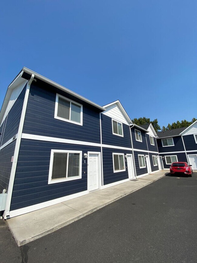 Building Photo - Your Own Space, Your Own Patio, Your Own Washer & Dryer!