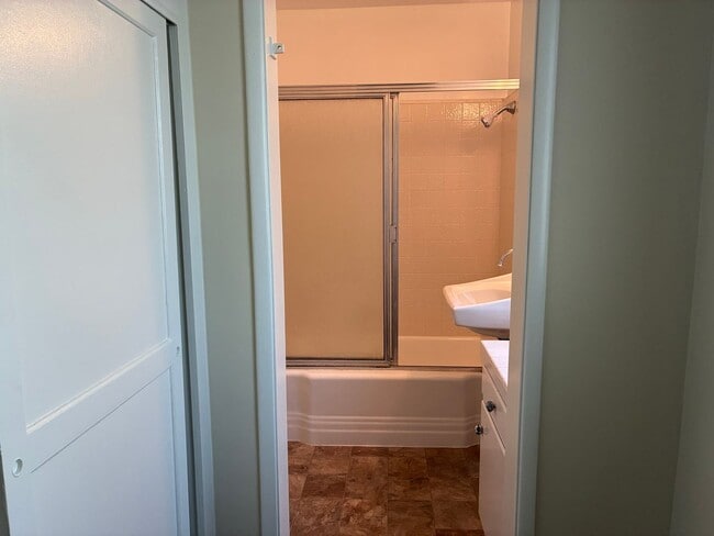 Building Photo - 1387 Eagle Vista Dr