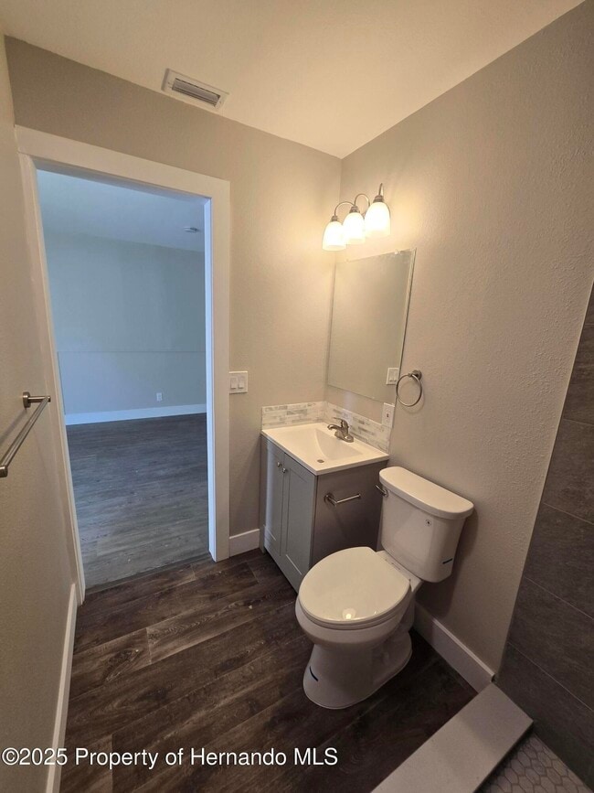 Building Photo - 773 NE 9th St