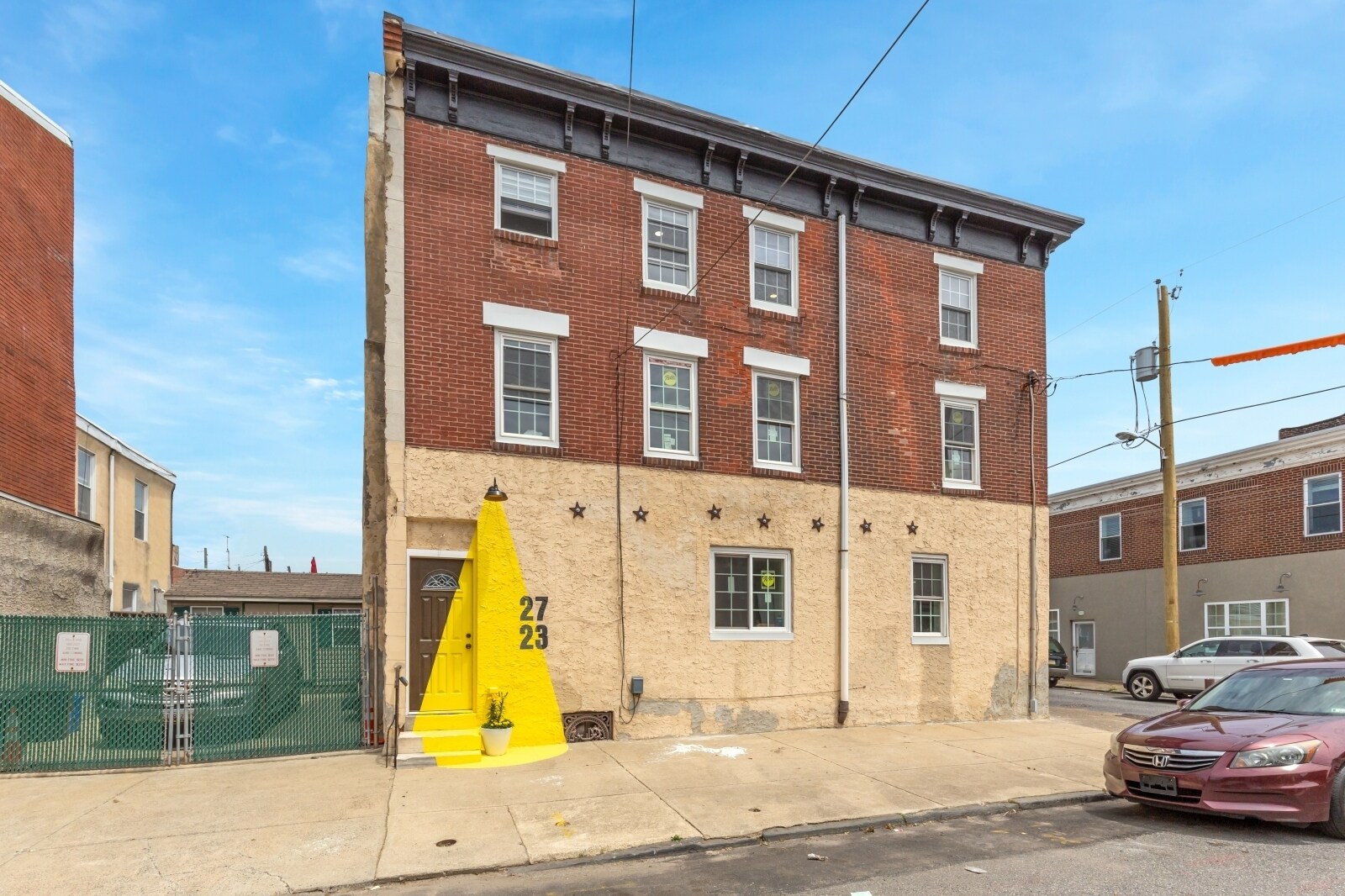 Building Photo - 2723 E Huntingdon St