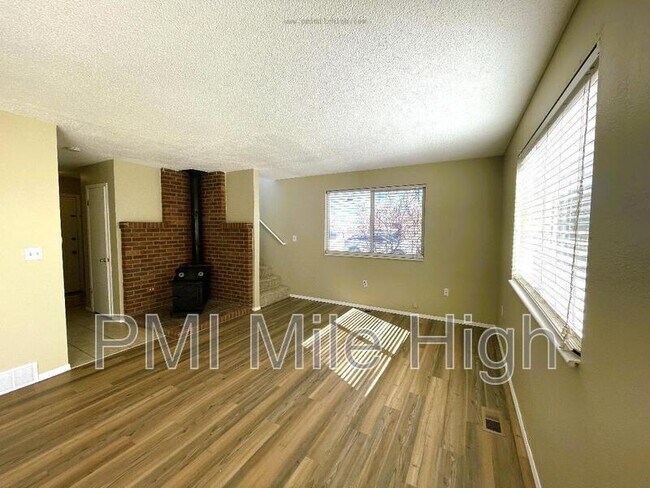 Building Photo - 845 S McKinley Ave