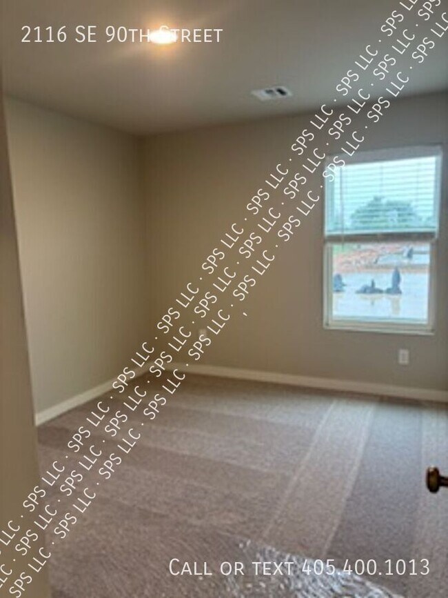 Building Photo - 2116 SE 90th St