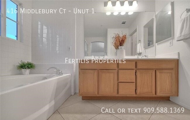 Building Photo - 416 Middlebury Ct
