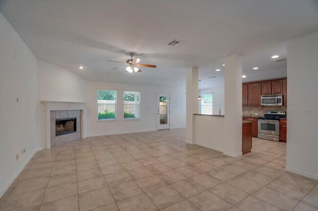 Building Photo - 30126 Bumble Bee Dr