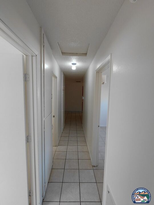 Building Photo - 738 Brentwood Ave