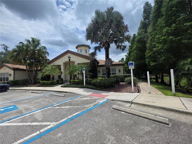 Building Photo - 8327 Pine River Rd
