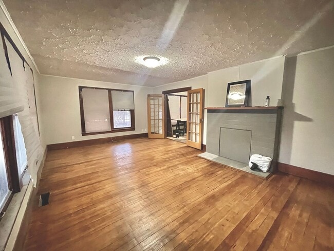 Building Photo - 2 Bed 1 Bath House in Paducah