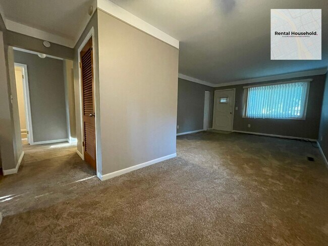 Building Photo - 4471 Croissant St