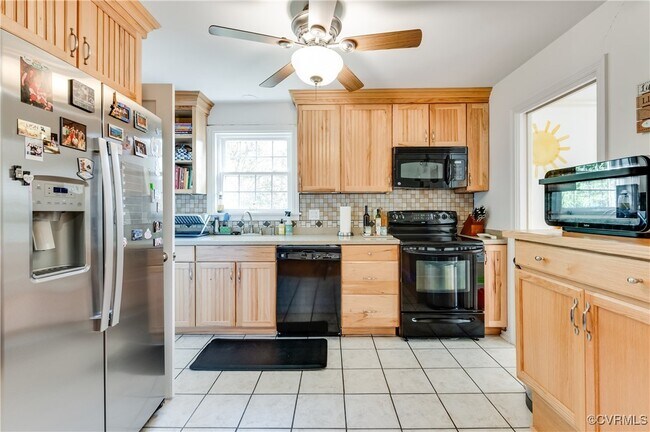 Building Photo - 530 Ridgeley Ln