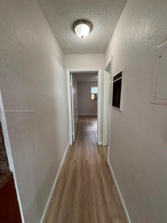 Building Photo - 14140 NW 24th Ct