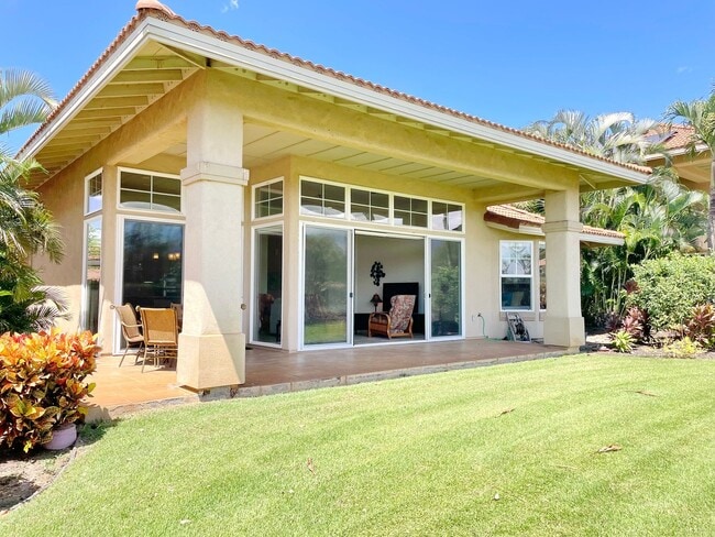 Building Photo - Luxury Island Living in Hokulani Golf Vill...