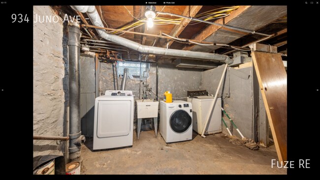 Building Photo - 934 Juno Ave