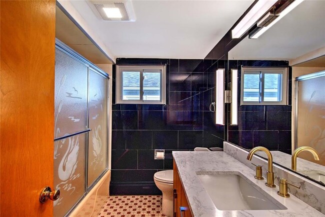 Building Photo - 78 Devonshire St