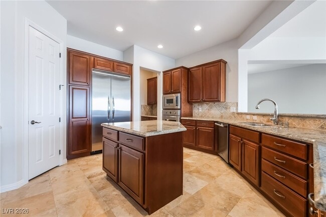 Building Photo - 24 Kittansett Loop