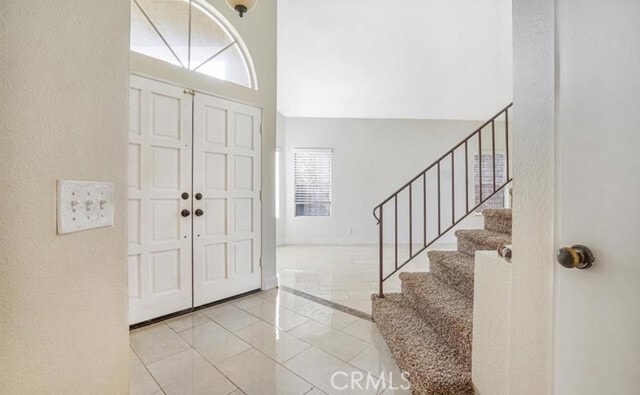 Building Photo - 6011 E Queens Dr