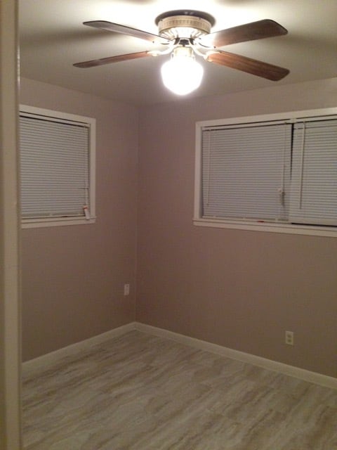 Building Photo - 108 Moss St