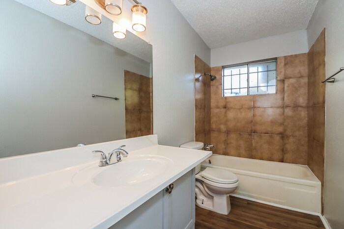 Building Photo - 11750 Murr Way