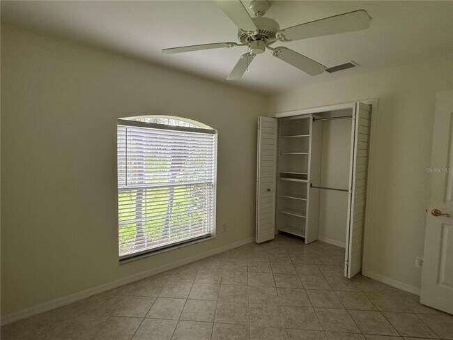 Building Photo - 2349 Honey Ln