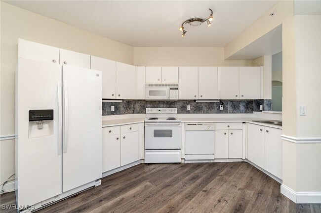 Building Photo - 2408 Millcreek Ln