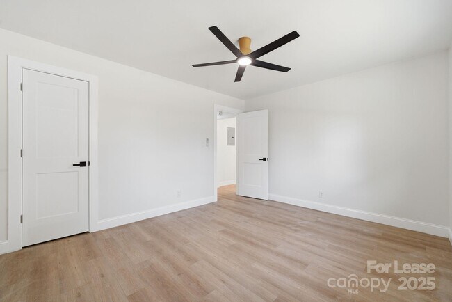 Building Photo - 1314 Anderson St