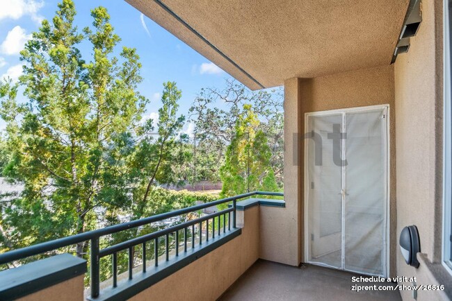 Building Photo - 1310 Creekside Dr