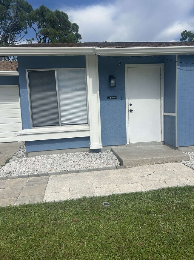 Building Photo - 7554 Kavanda St