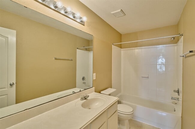 Building Photo - 3022 Swift Brook Glen Way