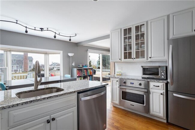 Building Photo - 45 Windstone Dr