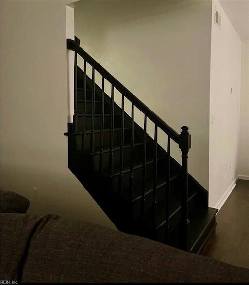 Building Photo - 404 W 29th St