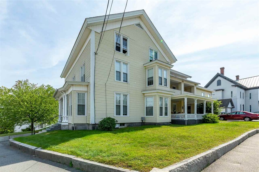 Building Photo - 77 -79 Centre St