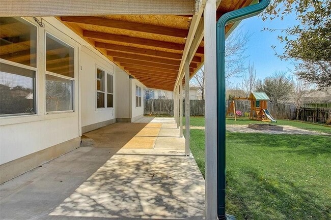 Building Photo - 104 Cattail Cove