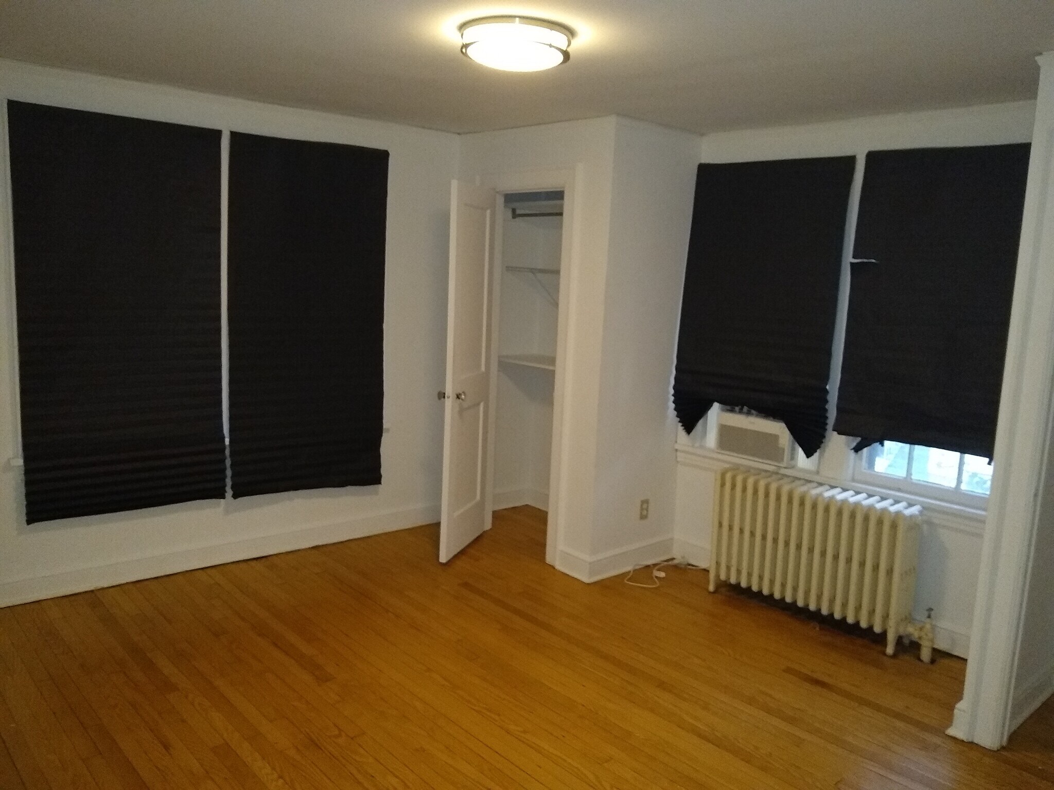 Building Photo - 310 Sixth Ave