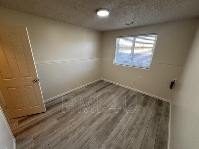 Building Photo - 6131 Aldea Ave NW