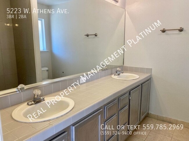 Building Photo - $2,195 Millburn & Alluvial 3 Bedroom W. At...