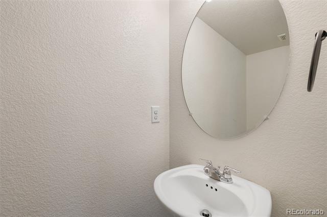 Building Photo - 4070 Creek Legend View