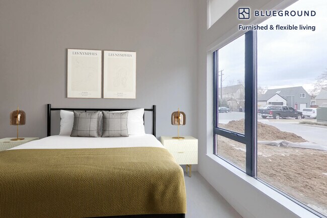 Building Photo - 1580 E 39th Ave