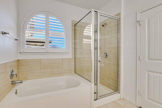 Building Photo - 14209 Marathon Rd