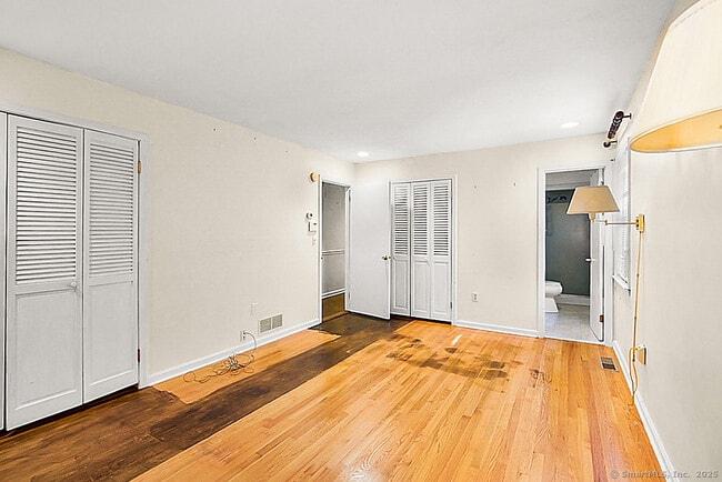 Building Photo - 2180 Cross Hwy