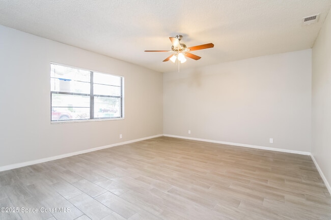 Building Photo - 4440 Olympic Dr