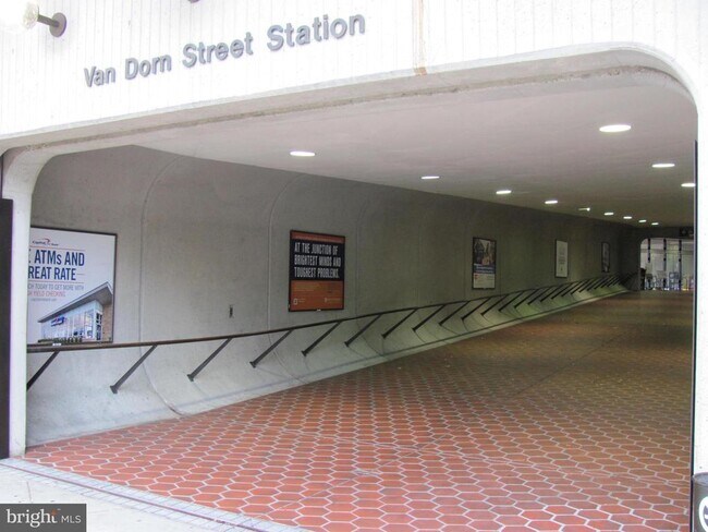 Building Photo - 200 N Pickett St