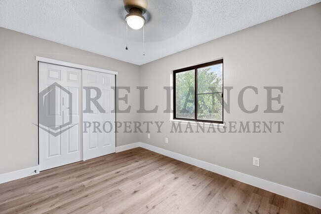 Building Photo - 6908 W O'Neil St