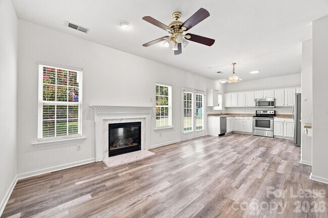 Building Photo - 1748 Chinchester Ln