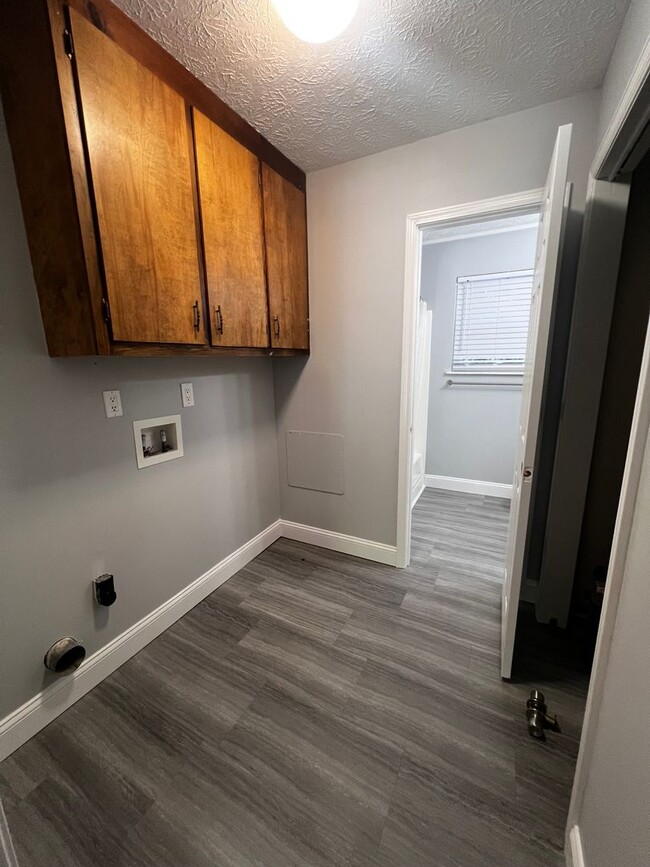 Building Photo - 115 Boulder Trail