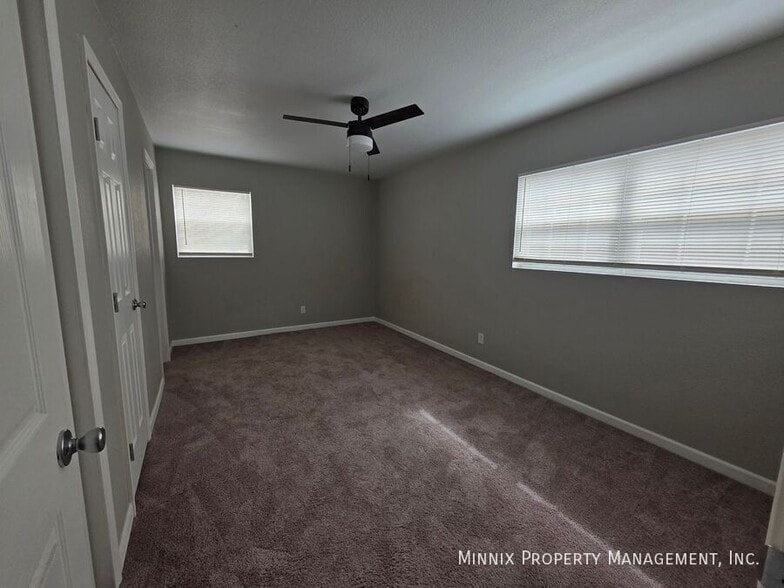 Building Photo - 4603 Mercedes Dr