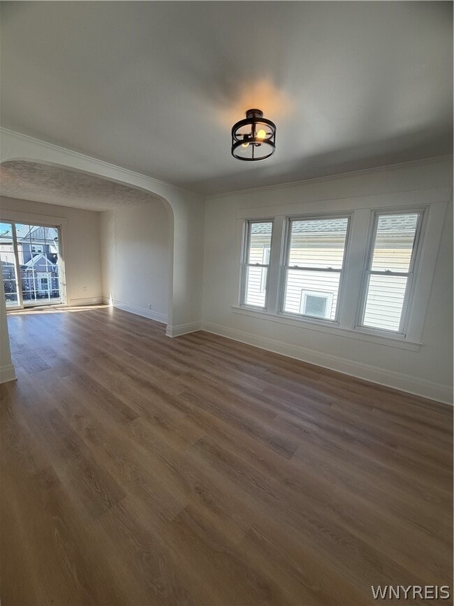 Building Photo - 292 Hartwell Rd