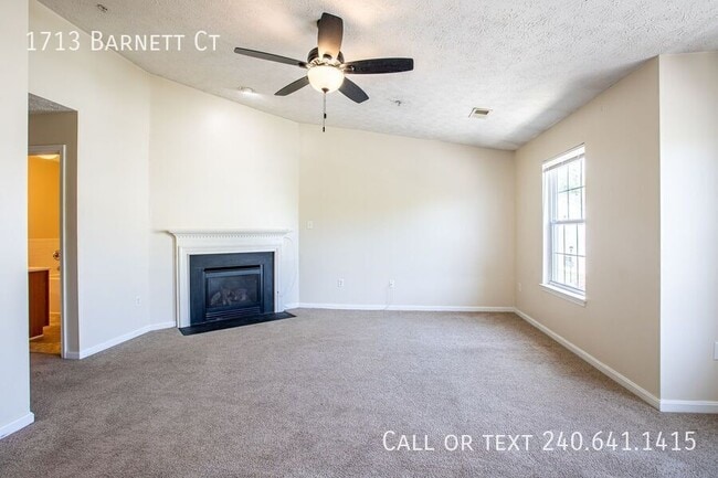 Building Photo - 1713 Barnett Ct