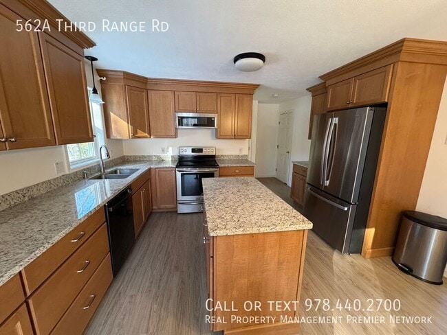 Building Photo - 562A Third Range Rd