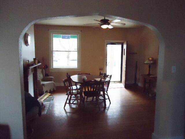 Living Room - 504 Melwood Ave