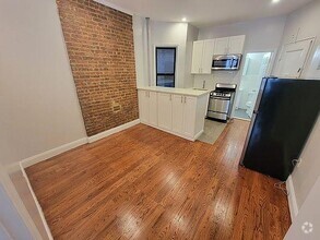 Building Photo - 1 bedroom in New York NY 10032