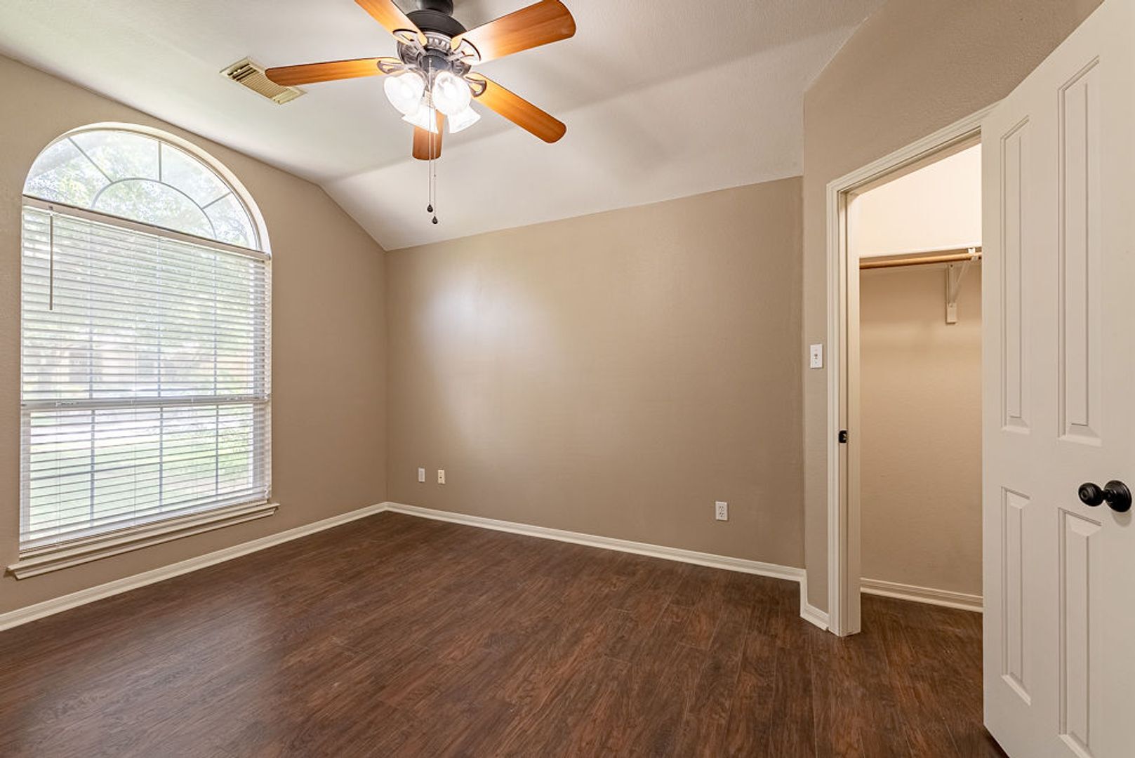 Building Photo - 12520 Wethersby Way